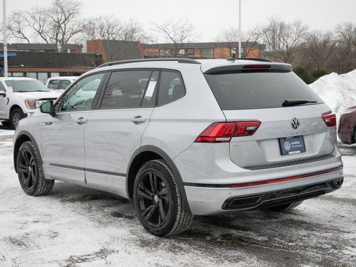 2024 Volkswagen Tiguan 2.0T SE R-Line Black 4MOTION