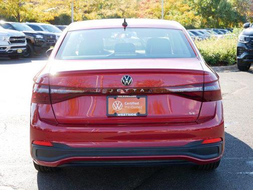 2025 Volkswagen Jetta 1.5T SE