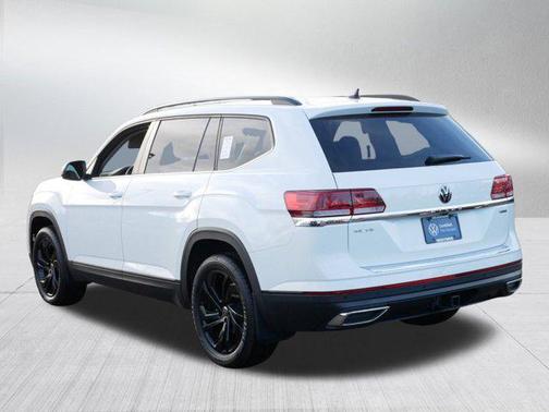 2023 Volkswagen Atlas 3.6L SE w/Technology