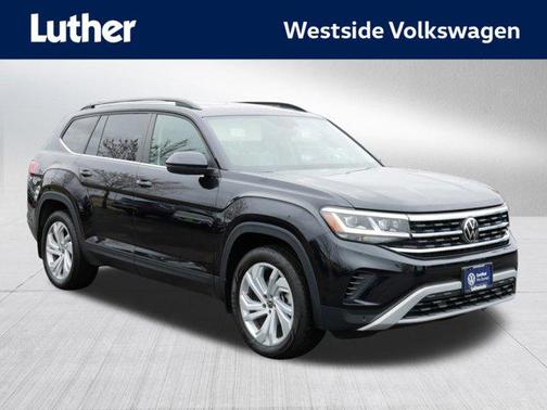 Deep Black Pearl 2023 Volkswagen Atlas 3.6L SE w/Technology