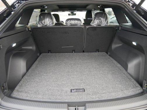 2025 Volkswagen Atlas Cross Sport 2.0T SE w/Technology 4MOTION