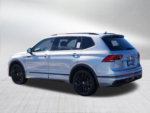 2022 Volkswagen Tiguan 2.0T SE R-Line Black 4MOTION