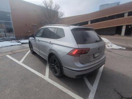 2022 Volkswagen Tiguan 2.0T SE R-Line Black 4MOTION