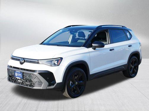 2025 Volkswagen Taos 1.5T SE Black