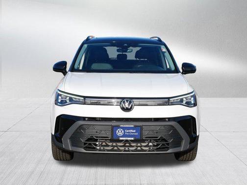 2025 Volkswagen Taos 1.5T SE Black