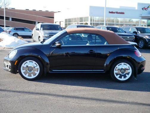 2019 Volkswagen Beetle 2.0T SE