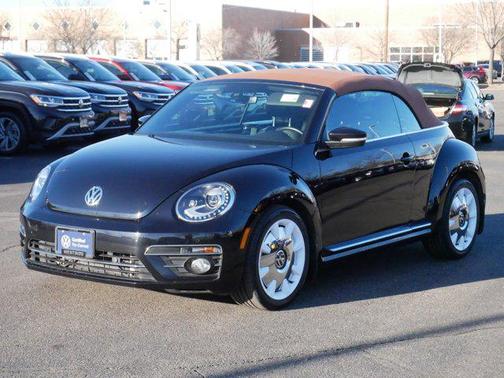 2019 Volkswagen Beetle 2.0T SE