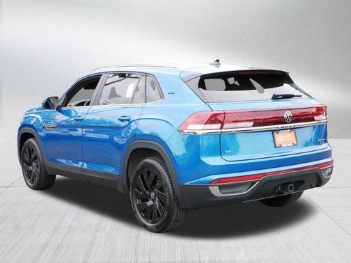 2024 Volkswagen Atlas Cross Sport 2.0T SE w/Technology 4MOTION