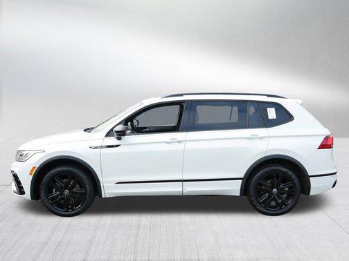 2022 Volkswagen Tiguan 2.0T SE R-Line Black 4MOTION