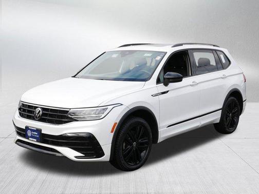 2022 Volkswagen Tiguan 2.0T SE R-Line Black 4MOTION