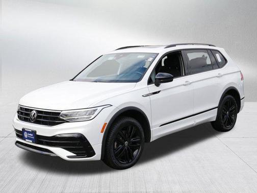 2022 Volkswagen Tiguan 2.0T SE R-Line Black 4MOTION