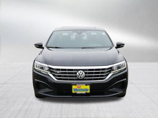 2021 Volkswagen Passat 2.0T R-Line