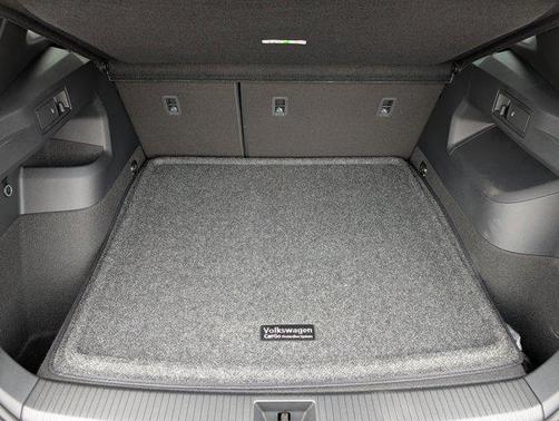 Avocado Green w/Deep Black Roof 2026 Volkswagen Tiguan 2.0T SEL R-Line 4MOTION