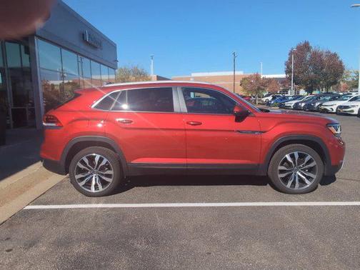 2020 Volkswagen Atlas Cross Sport 2.0T SEL