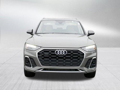 2024 Audi Q5 45 S line Premium Plus