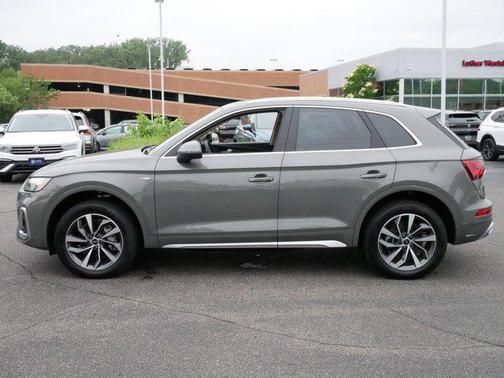2024 Audi Q5 45 S line Premium Plus