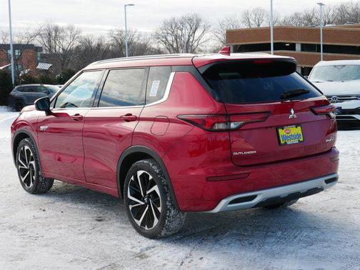 2023 Mitsubishi Outlander PHEV SEL