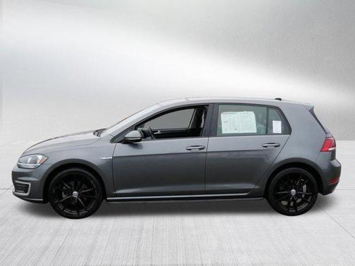 2019 Volkswagen e-Golf SE