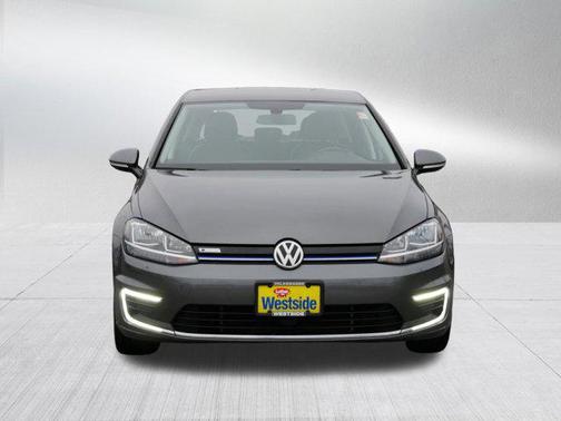 2019 Volkswagen e-Golf SE