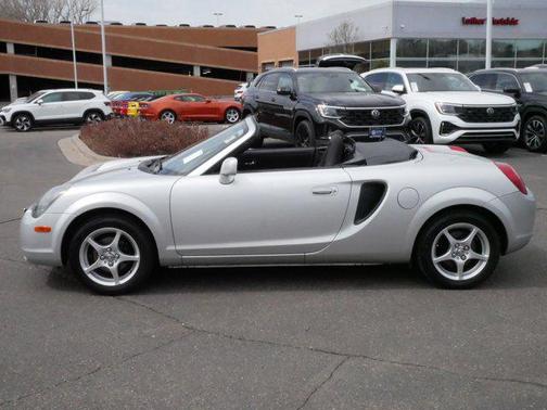 2002 Toyota MR2 2dr Conv Manual