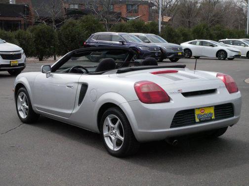 2002 Toyota MR2 2dr Conv Manual