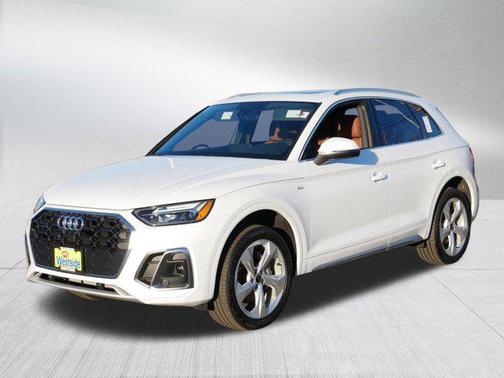 2024 Audi Q5 45 S line Premium Plus