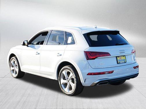 2024 Audi Q5 45 S line Premium Plus