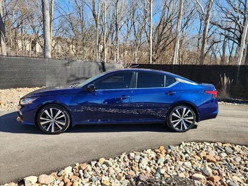2021 Nissan Altima 2.5 SR