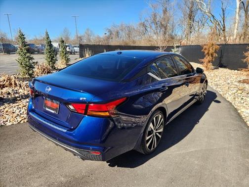 2021 Nissan Altima 2.5 SR