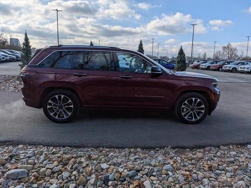 2023 Jeep Grand Cherokee Overland