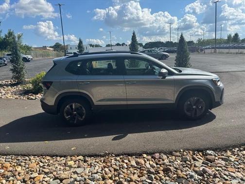 2025 Volkswagen Taos 1.5T S