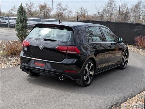 2018 Volkswagen Golf GTI 2.0T S 4-Door