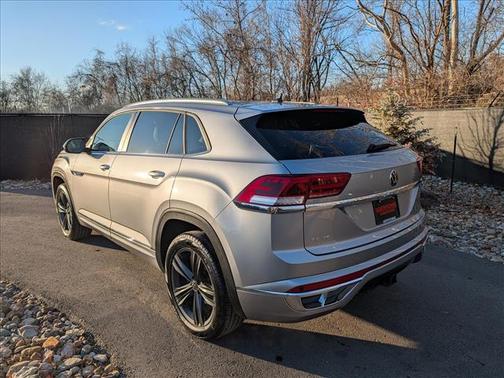 2021 Volkswagen Atlas Cross Sport 3.6L V6 SE w/Technology R-Line