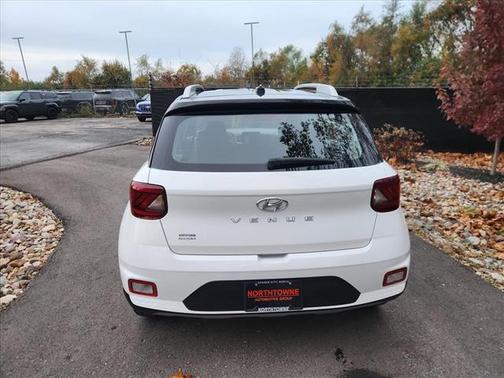 2024 Hyundai VENUE Limited