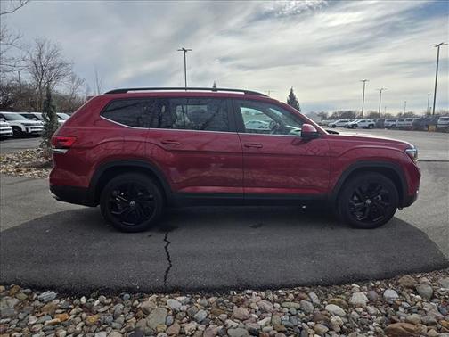 2022 Volkswagen Atlas 2.0T SE w/Technology
