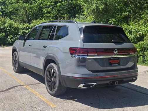 Pure Gray 2026 Volkswagen Atlas 2.0T SE W/TECHNOLOGY
