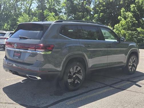Pure Gray 2026 Volkswagen Atlas 2.0T SE W/TECHNOLOGY