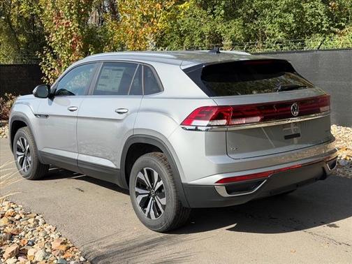 2026 Volkswagen Atlas Cross Sport 2.0T SE