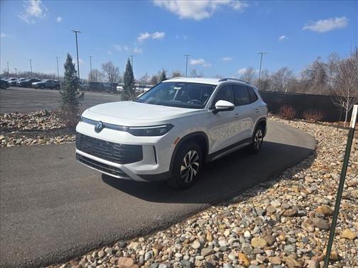 Pure White 2026 Volkswagen Tiguan 2.0T S