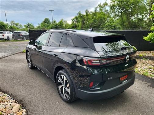2023 Volkswagen ID.4 Pro