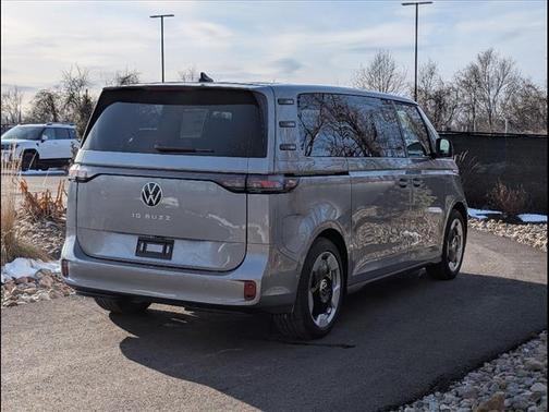 2025 Volkswagen ID. Buzz Pro S