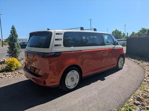 Energetic Orange W/White Upper 2025 Volkswagen ID. Buzz Pro S Plus 4MOTION
