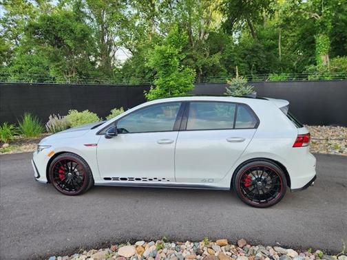 2023 Volkswagen Golf GTI 2.0T 40th Anniversary Edition
