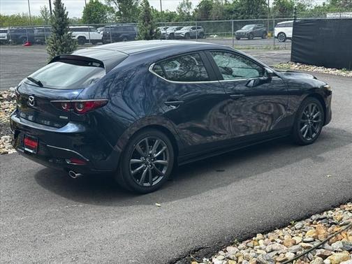 2025 Mazda Mazda3 FWD w/Preferred Package