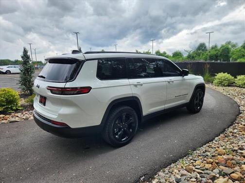 2021 Jeep Grand Cherokee L Laredo