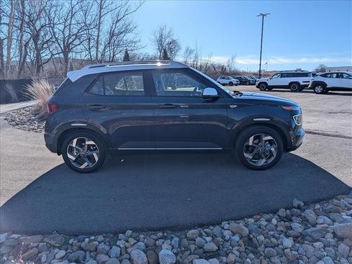 2025 Hyundai VENUE Limited