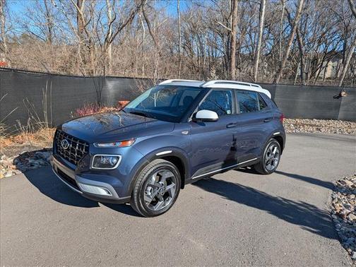 2025 Hyundai VENUE Limited