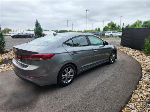 2017 Hyundai ELANTRA Value Edition