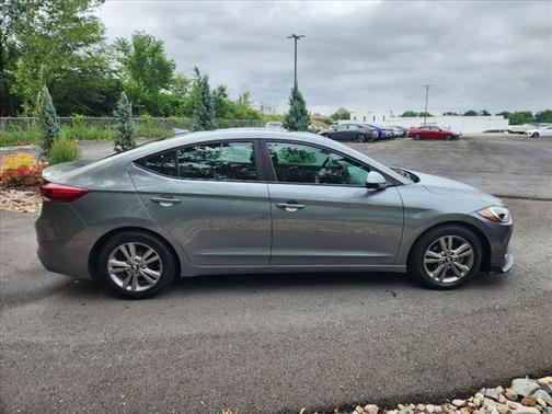 2017 Hyundai ELANTRA Value Edition