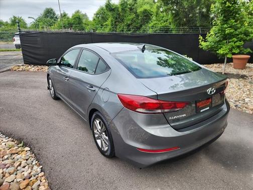 2017 Hyundai ELANTRA Value Edition